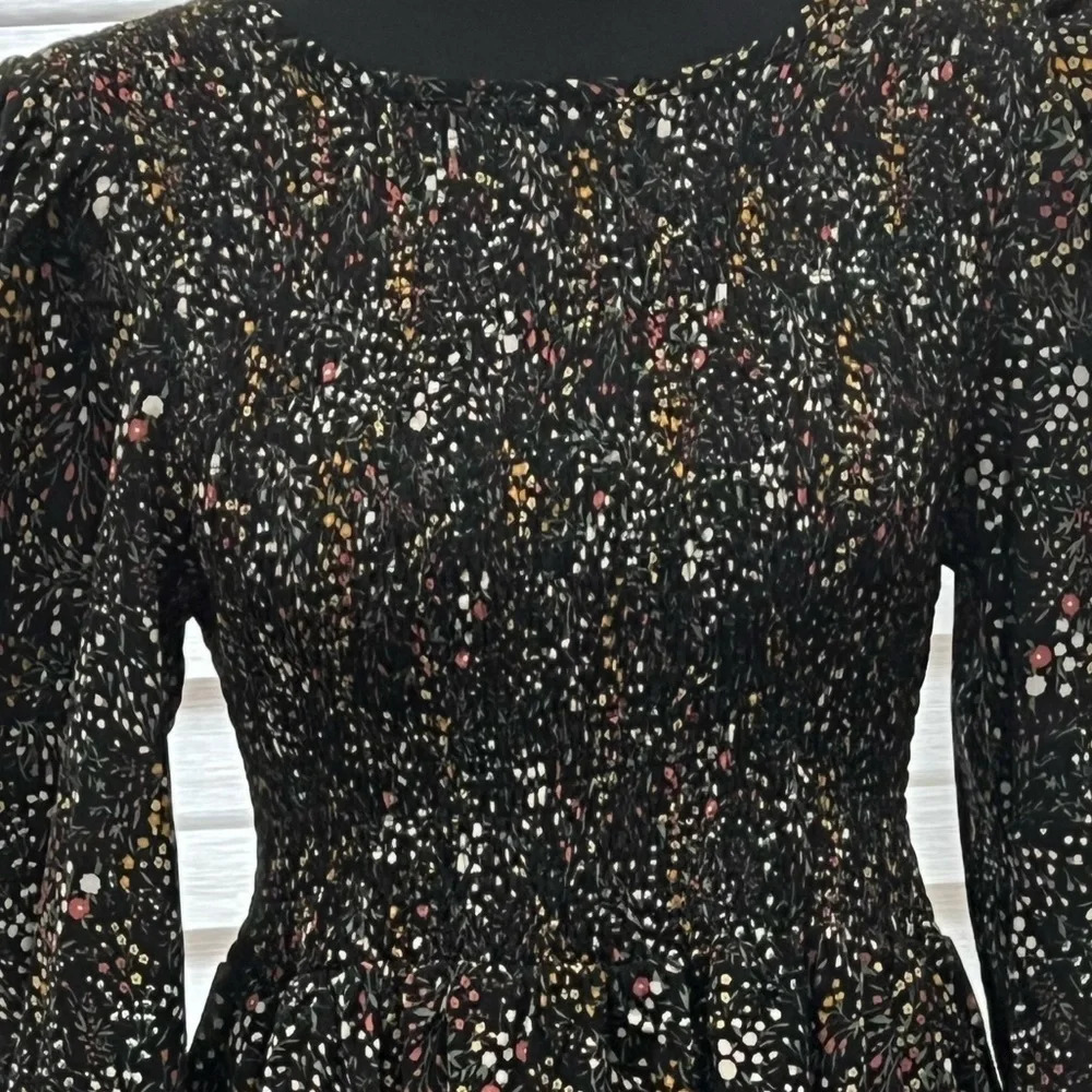 Midi dress with flowers - Picture 4 of 8